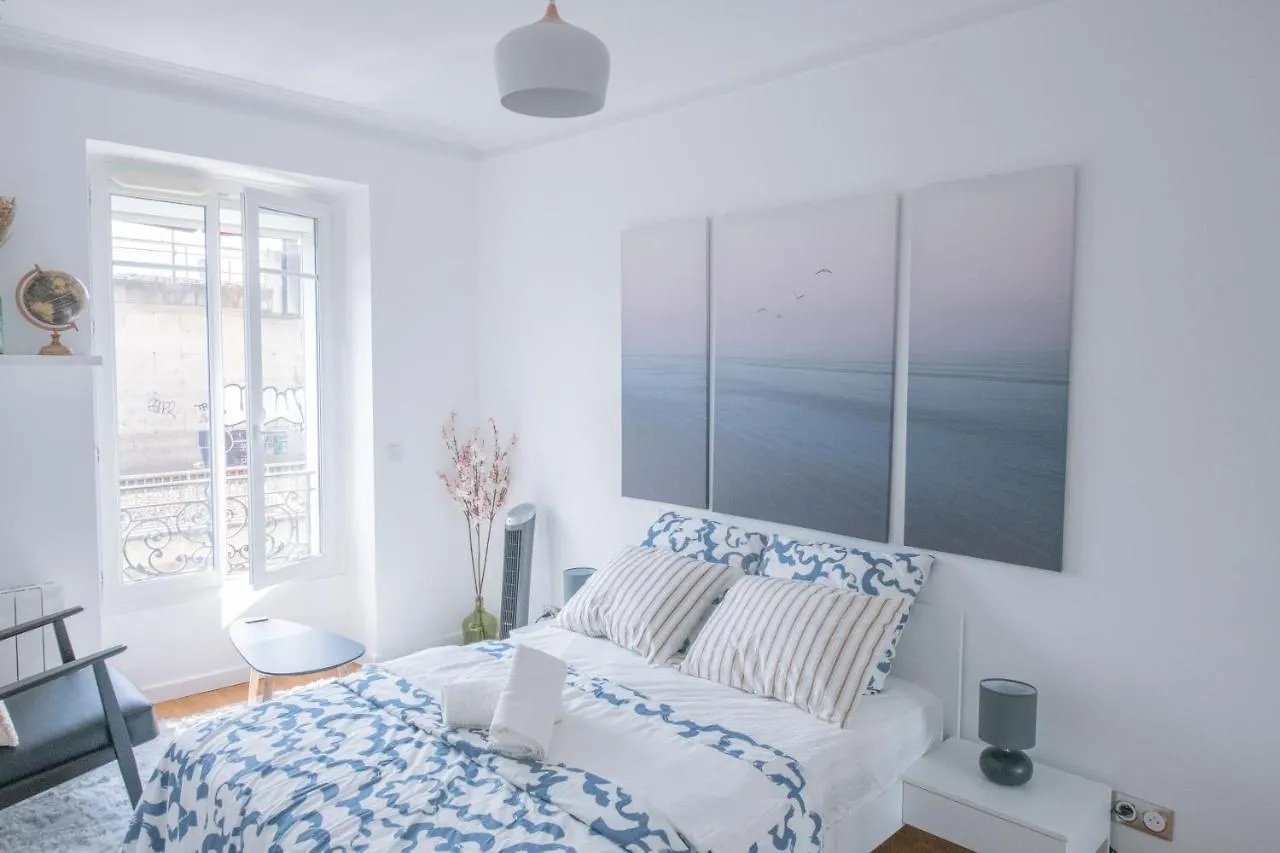 Paris Bercy - Charming Apartment 2 Rooms