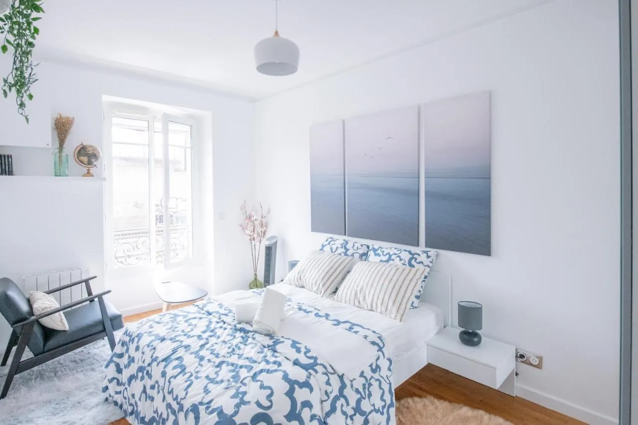 Paris Bercy - Charming Apartment 2 Rooms