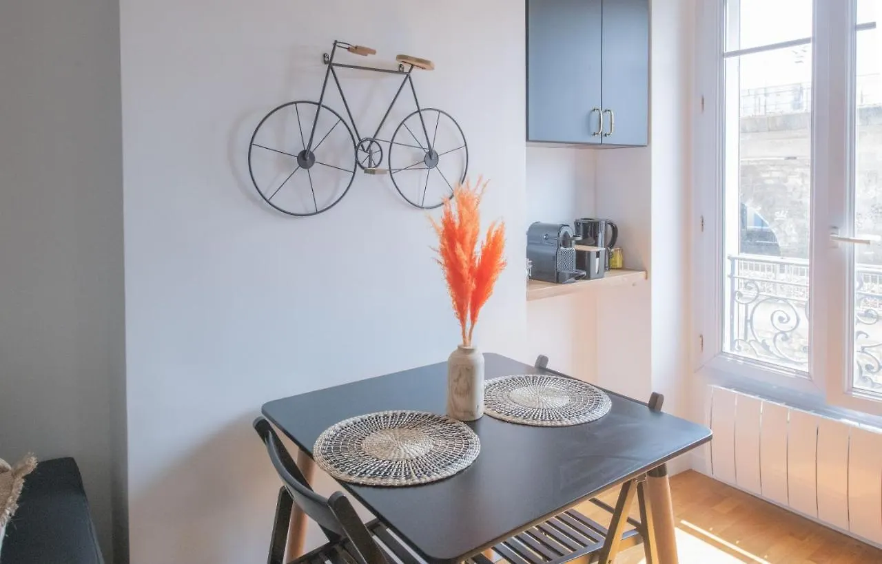 Paris Bercy - Charming Apartment 2 Rooms