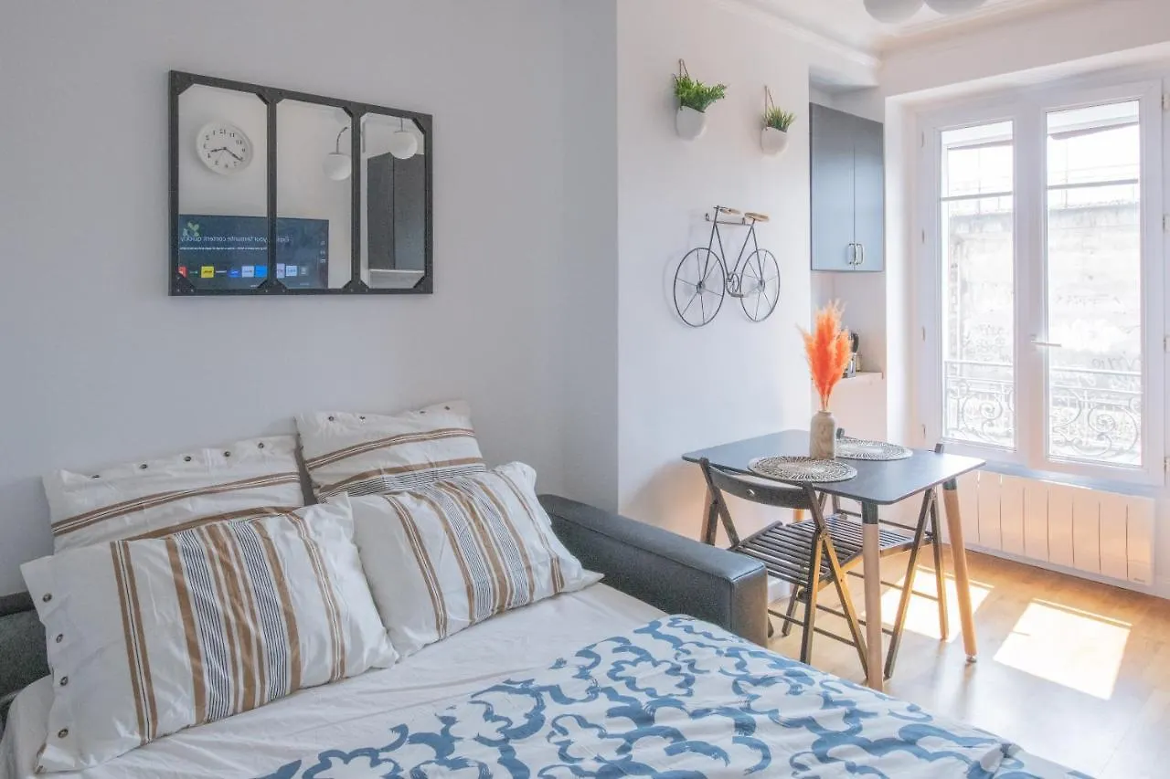 Paris Bercy - Charming Apartment 2 Rooms